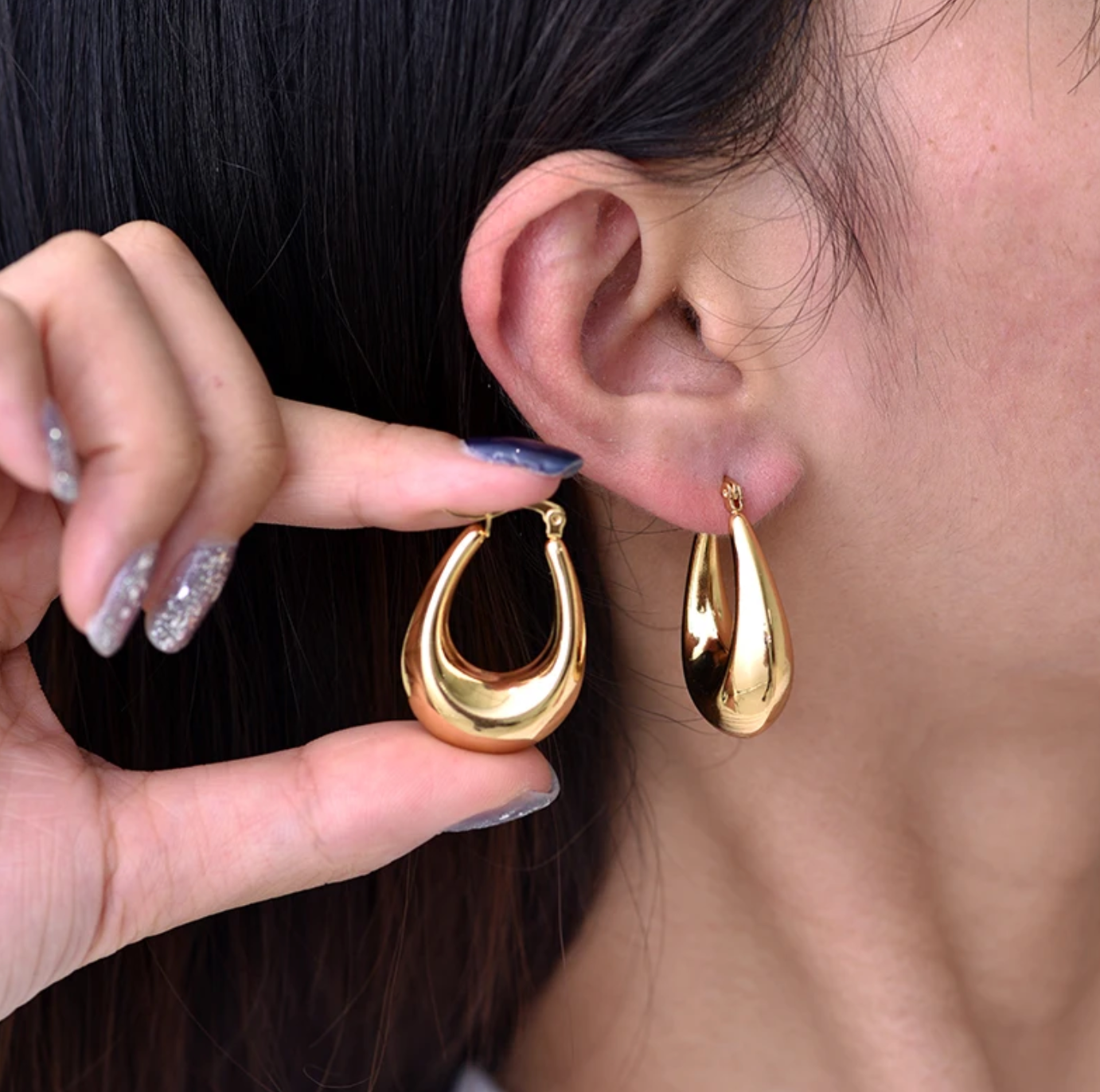 Glossy Gold U-Shape Hoop Earrings